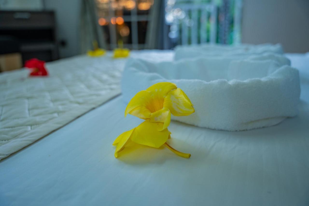Paradise Breeze Apartment Misere Esterno foto