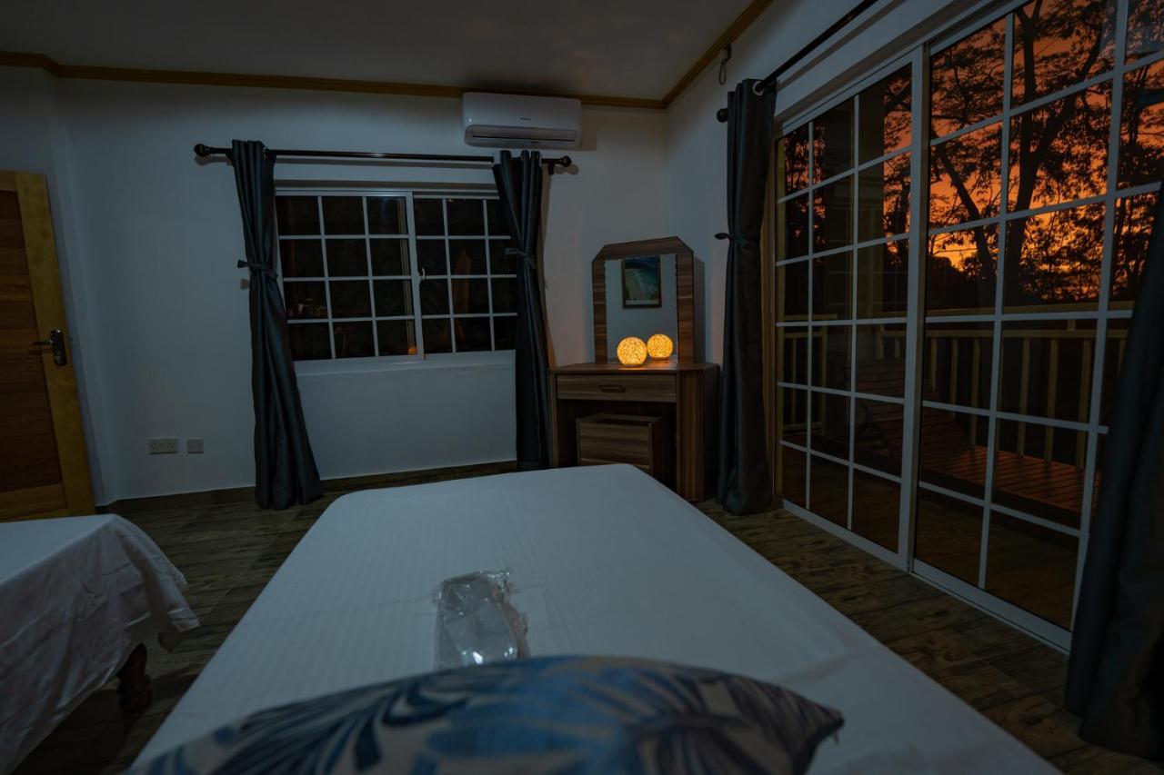 Paradise Breeze Apartment Misere Esterno foto