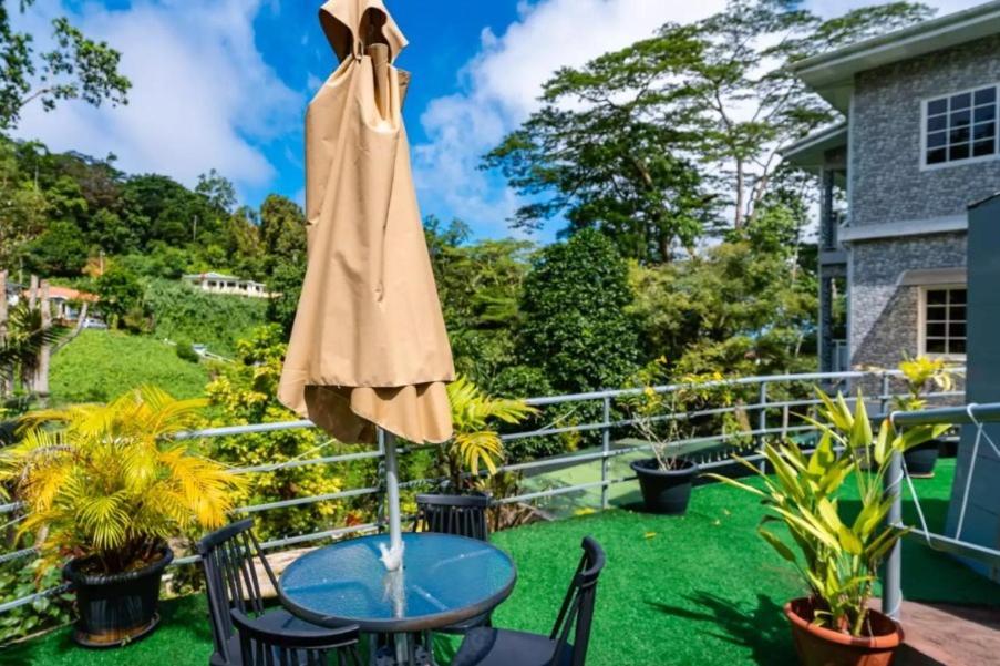 Paradise Breeze Apartment Misere Esterno foto